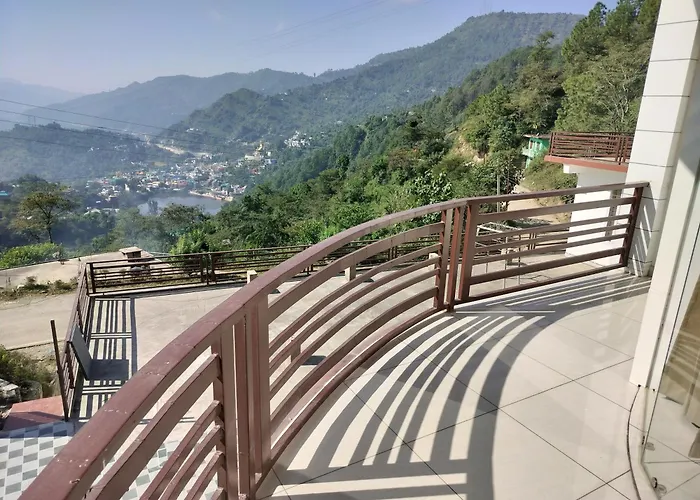 Hotel Rewalsar Heights